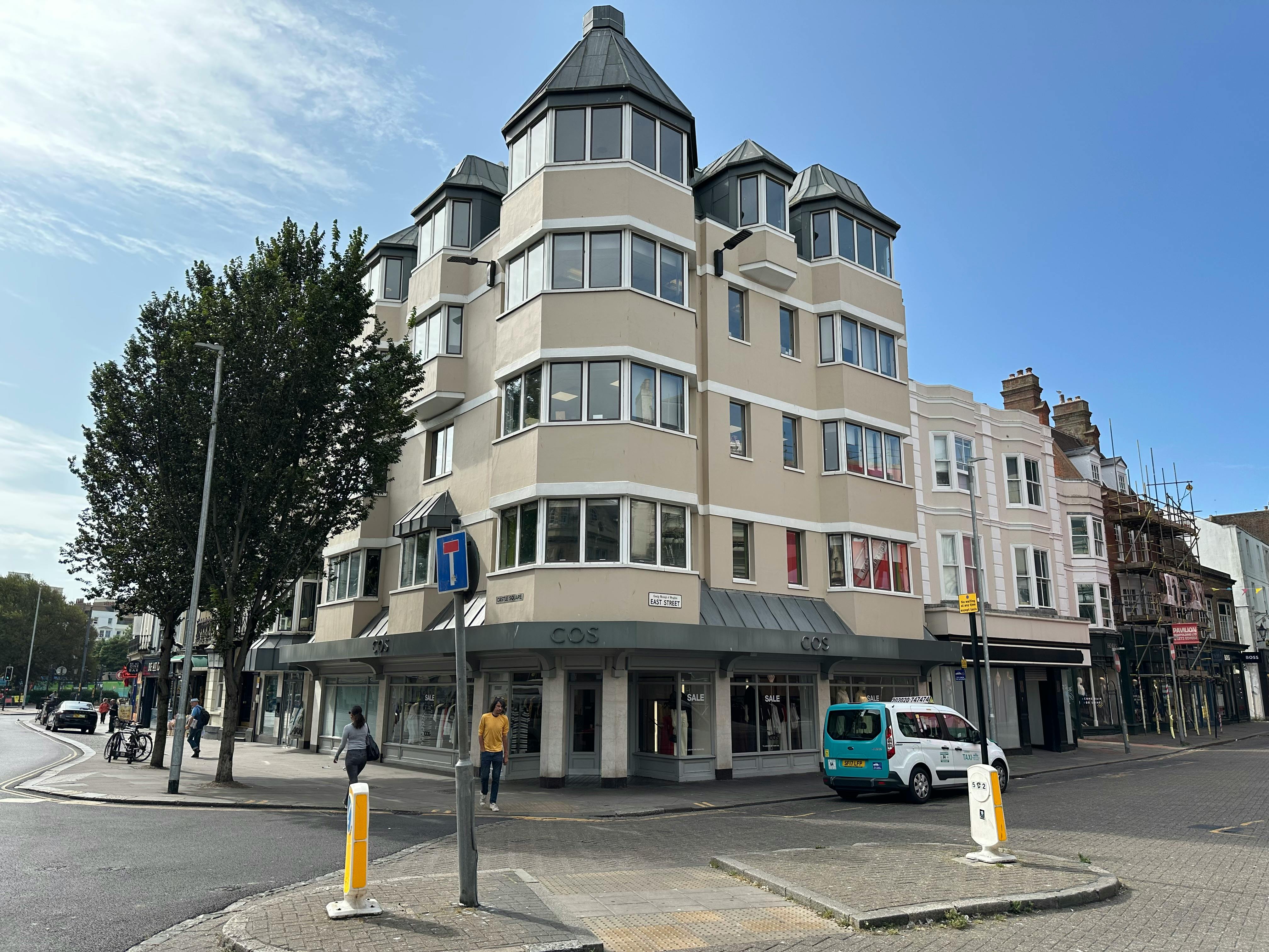 Brighton image.